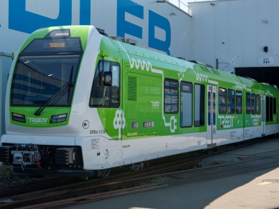 Stadler zaprezentował nowy pociąg. Pierwsza wąskotorówka na baterie
