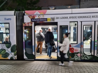 Stare Miasto chce przywrócenia gotówki. Dzielnica przeciwko bezgotówkowym biletom w Krakowie