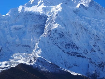 Setki osób w akcji na Mount Everest. Ratują uwięzionych przez śnieżycę