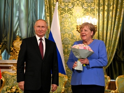 Angela Merkel obarcza Polskę i państwa bałtyckie winą za rosyjską inwazję na Ukrainę