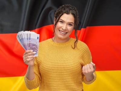 Największa podwyżka płacy minimalnej w historii Niemiec! Oto, ile będzie można zarobić od stycznia 2026