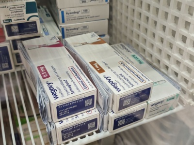 Sprzedaż Ozempicu i Wegovy w sieci sklepów za połowę ceny