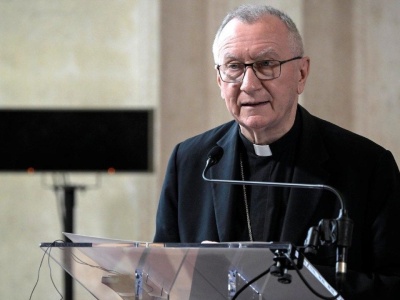 Kard. Parolin o Gazie: niedopuszczalne jest sprowadzanie ludzi do roli ubocznych ofiar