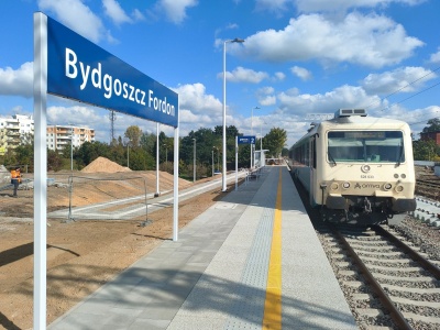 Bydgoszcz Fordon ma już nowy peron. Praca na Kujawach wre