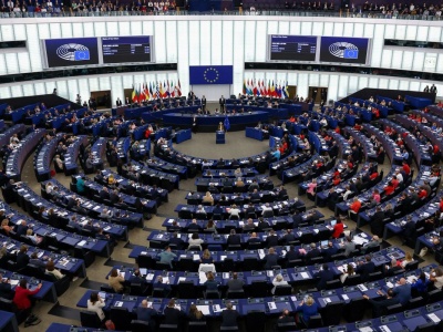 Czy bezmięsny burger jest burgerem? Kluczowe głosowanie w Parlamencie Europejskim