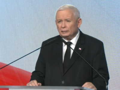 Kaczyński zwołuje na sobotę protest na Placu Zamkowym. Chodzi m.in. o pakt migracyjny