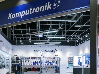 Komputronik królem środowej sesji