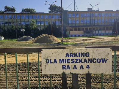 Kompleks sportowy na Zatorzu coraz bliżej. Trwają prace nad boiskiem i bieżnią