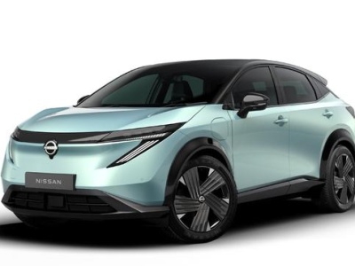 Nowy Nissan Ariya wygląda tak. Elektryczny SUV przechodzi zmiany