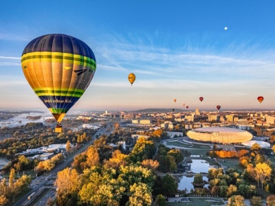 Balony nad Krakowem dopiero w listopadzie. Pogoda pokrzyżowała plany Fiesty Balonowej