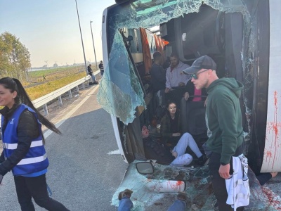 Ćwiczenia ratownicze na autostradzie A2 w regionie. Służby sprawdzały gotowość na wypadek masowy (zdjęcia)