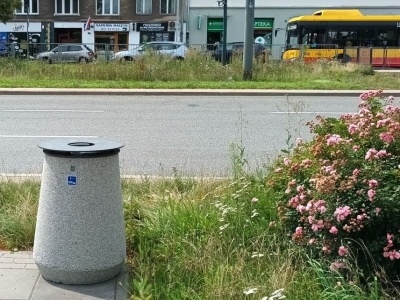 „Obywatelskie” kosze na śmieci stanęły na ulicach. W której dzielnicy najwięcej?