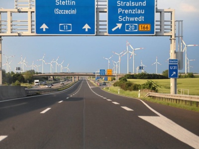 Wielka akcja policji w Niemczech. Proszą kierowców o omijanie tych autostrad w weekend