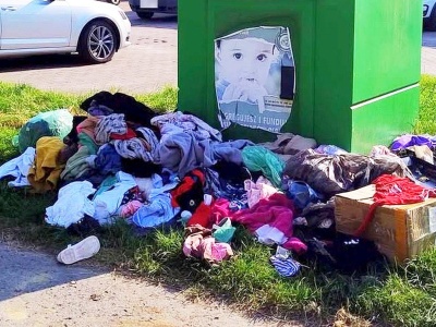 Nielegalne pojemniki na odzież w Rzeszowie. Miasto stawia ultimatum czasowe i zapowiada porządki