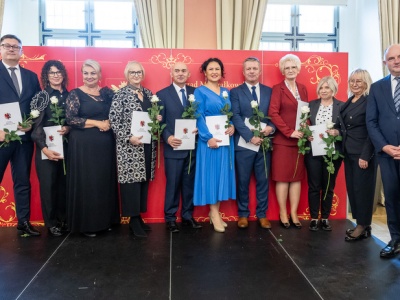 Nauczyciele z regionu nagrodzeni. W swojej pracy wychodzą przed szereg: z wiedzą i z sercem