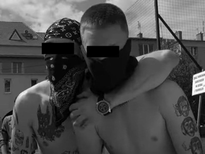 Bracia raperzy z Opola oskarżeni o próbę zabójstwa 20-latka maczetą