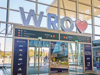 Zamykają lotnisko we Wrocławiu. Podróżnych czekają utrudnienia