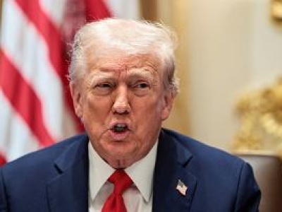 Wojna handlowa USA z Chinami znów się rozpala. Trump ostro karze surowcowe restrykcje Pekinu