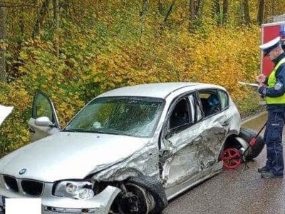 Kolumbijczyk stracił panowanie nad bmw. Poważny wypadek na Kaszubach