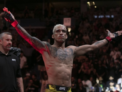 Z biedy i faweli na szczyty UFC. Charles Oliveira, rywal Gamrota