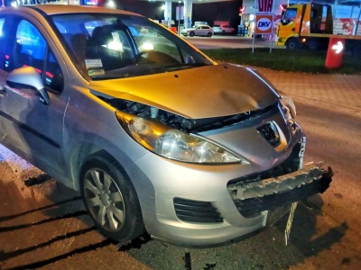 Spór o karetkę po kolizji. Dyspozytor odmówił wysłania