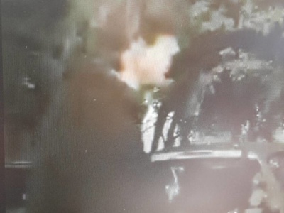 Rozpoznajesz tego mężczyznę? Jest podejrzany o uszkodzenie kilkudziesięciu aut na Mokotowie