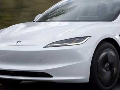 Cena najtańszej Tesli nie zmieniła się o grosz. Bieda Tesla nie istnieje