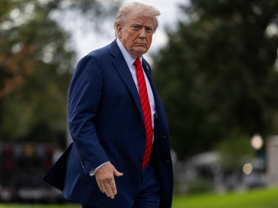 Trump zwleka z kluczową decyzją dla Ukrainy. Chce rozmawiać z Putinem