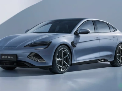 BYD bije rekordy zasięgu – nowy Seal 05 DM-i przejedzie aż 2000 km na jednym baku i ładowaniu
