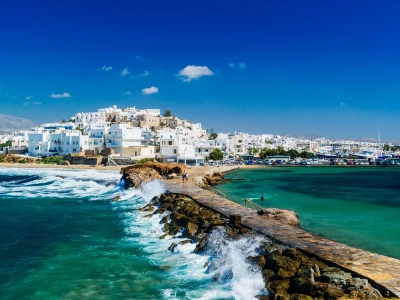 Mniej znana niż Santorini. To ulubiona wyspa podróżników w Europie