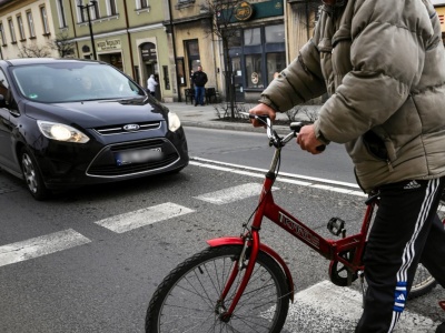 Sekret cierpliwych kierowców. Tak unikają mandatów przy pasach