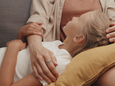 Nigdy nie mów tak do swojej córki. To rodzi kompleksy na lata