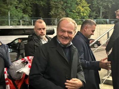 Dostaną ponad 5 tys. zł co miesiąc od państwa. Donald Tusk podjął decyzję
