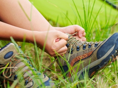 Popularne buty są szkodliwe dla natury. Rozprowadzają groźne drobiny