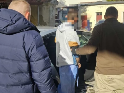 Strzelał w Biedronce w Ciechanowie. Dwa dni później z kolegami napadł i pozbawił wolności 21-latka