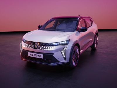 Sensacyjna wiadomość! Renault rozważa powrót klasycznych napędów do Scenica i Mégane!