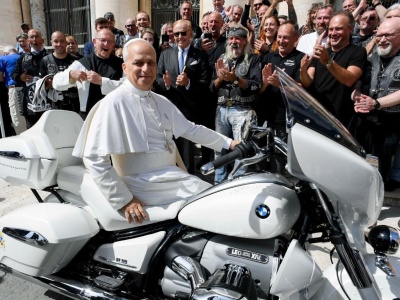 Monachium: motocykl z autografem Leona XIV osiągnął na aukcji 130 tys. euro
