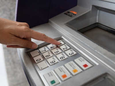 Bankomat pobrał środki i nie wypłacił gotówki? To nie koniec świata