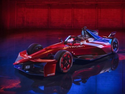 Citroën zaprezentował nowy supersamochód. Ma 470 KM mocy i przyspiesza do setki w 1,8 sekundy!