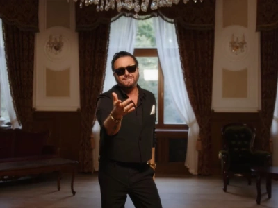 Andre i nowość pt. „Tak blisko kochanie” z rekordowym wynikiem