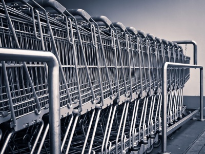 Poradnik świadomego konsumenta – jak wybierać produkty, które naprawdę się opłacaj