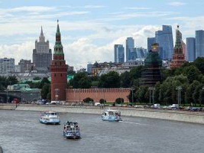 Rekordowy deficyt w budżecie Rosji. Ropa staniała, gospodarka zwalnia, a wojna kosztuje