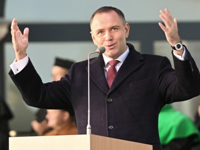 Karol Nawrocki o 