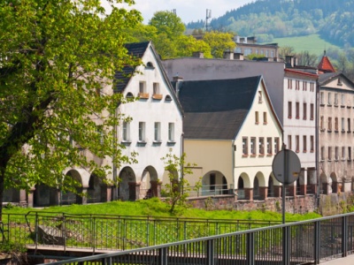 Raz w roku o Nowej Rudzie robi się głośno. Potrzeba 20 lat, by zakończyć żmudny proces