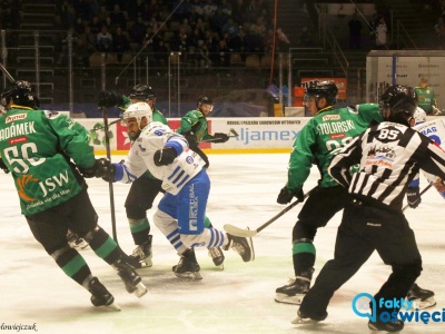 Piłkarski wynik na czeskiej tafli