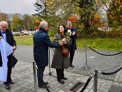 Joanna Kuciel-Frydryszak z własną płytą w Alei Pisarzy – FOTO