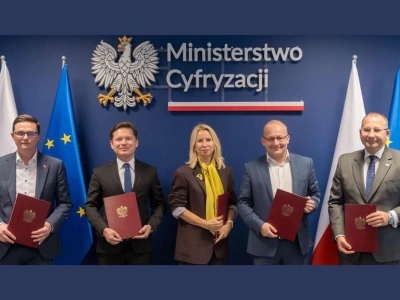 Future Collars wraz z innymi organizacjami i Ministerstwem Cyfryzacji poprawią kompetencje cyfrowe Polaków