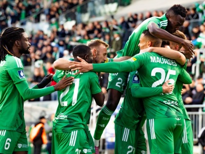 Jubileusz Radomiaka i piłkarskie emocje przy Struga. Zieloni sprawdzą siłę obrony Wisły Płock