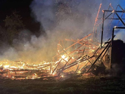 Płonie stodoła k. Kołobrzegu