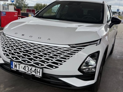 Omodę 5 można kupić o ponad 10 tys. zł taniej niż… miesiąc temu. Ceny od 92 tys. zł